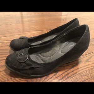 Comfort Wedge Faux Suede